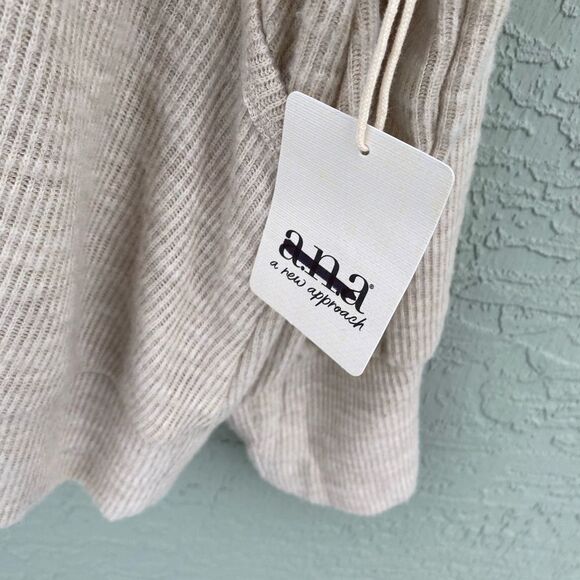 a.n.a. Sz 2X Oatmeal Heather Long-sleeve Top NWT - Picture 8 of 11